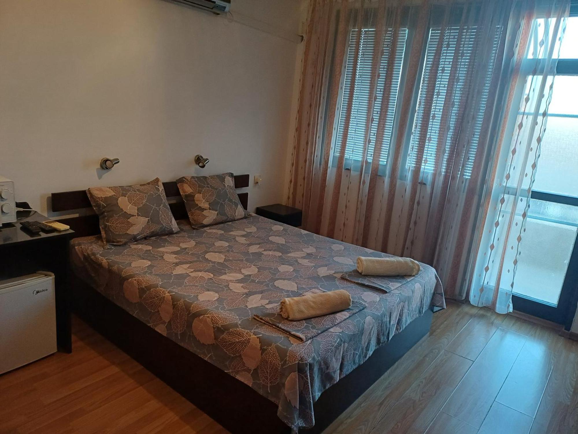 Апартаменти И Стаи За Гости Анхиало Pomorie Exterior foto